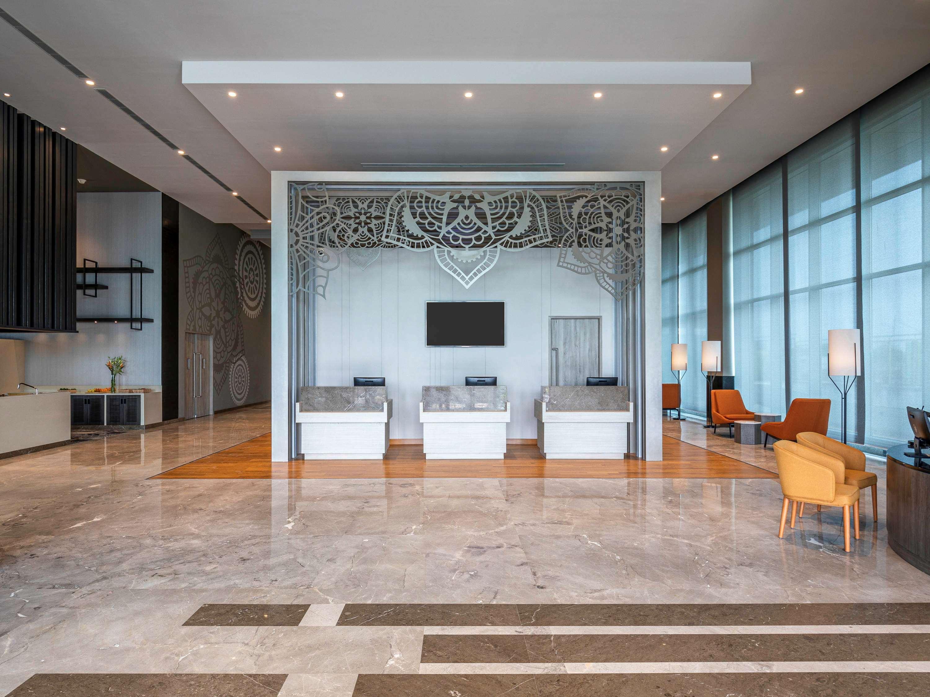 גנדהינאגר Grand Mercure Ahmedabad Gift City - An Accor Hotels Brand מראה חיצוני תמונה