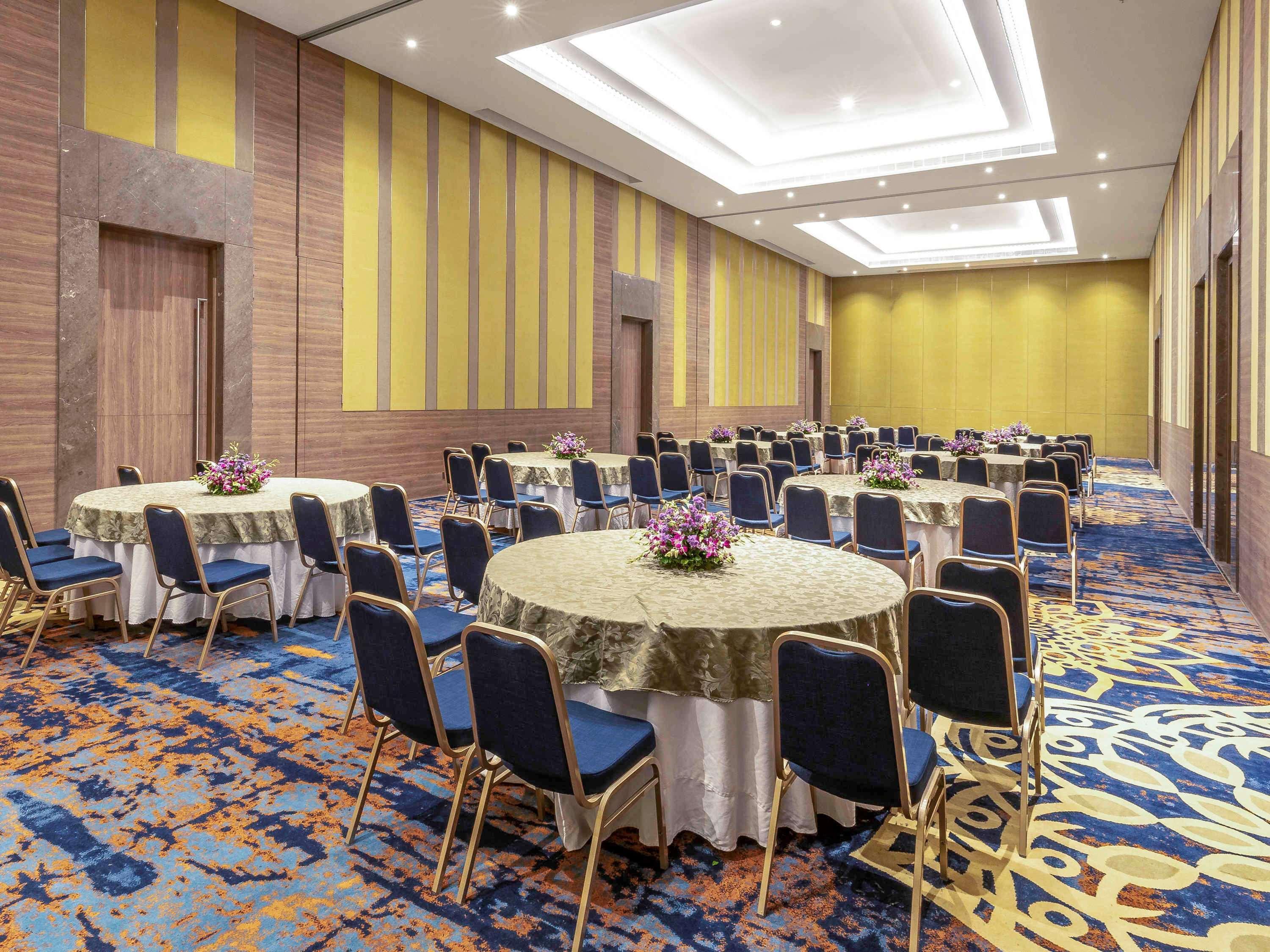 גנדהינאגר Grand Mercure Ahmedabad Gift City - An Accor Hotels Brand מראה חיצוני תמונה