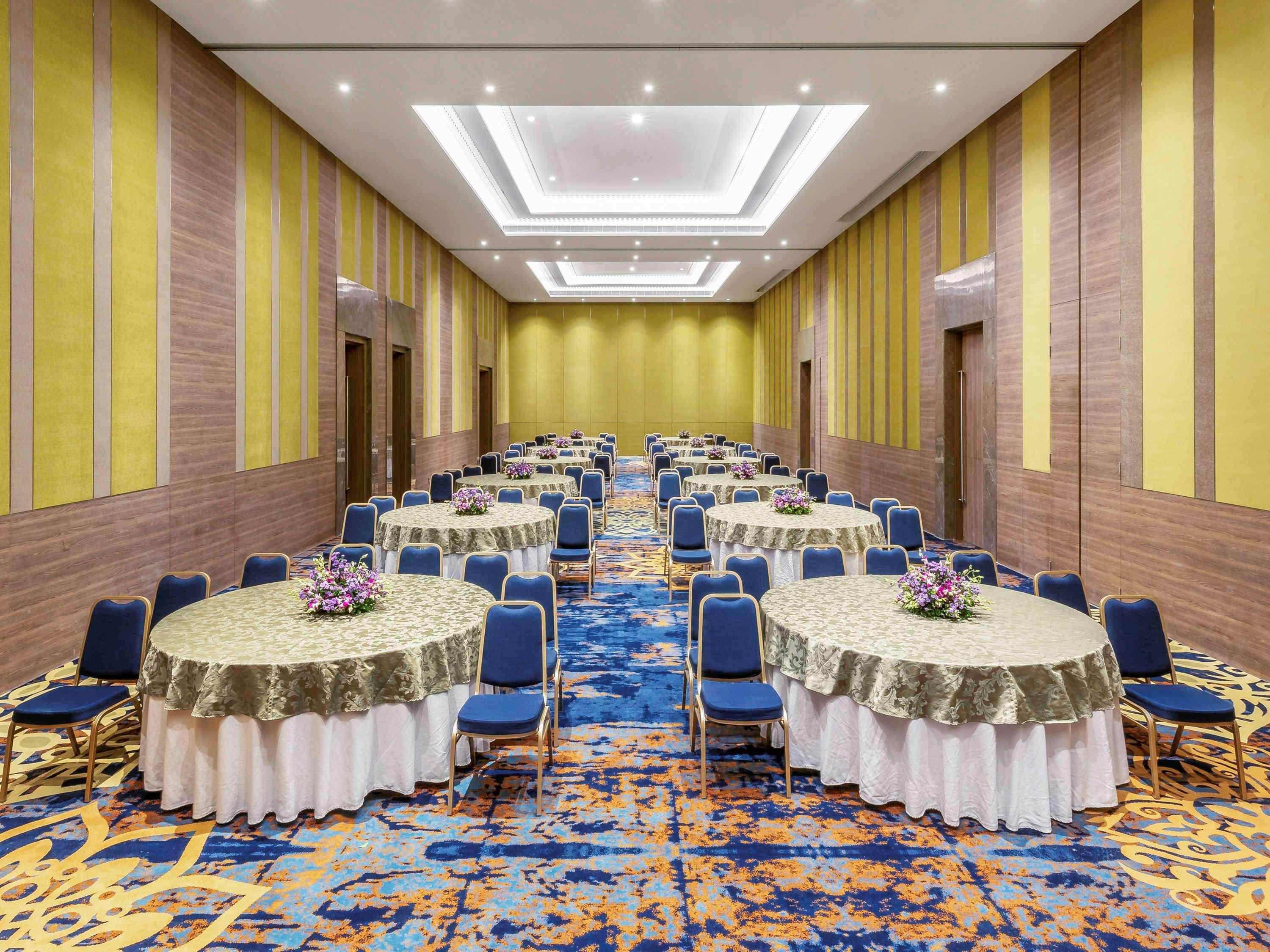 גנדהינאגר Grand Mercure Ahmedabad Gift City - An Accor Hotels Brand מראה חיצוני תמונה