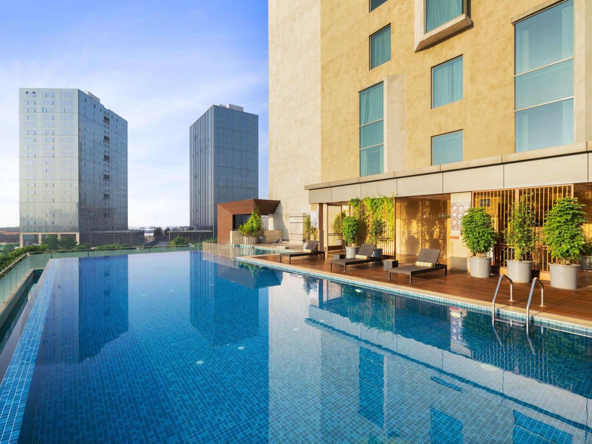 גנדהינאגר Grand Mercure Ahmedabad Gift City - An Accor Hotels Brand מראה חיצוני תמונה