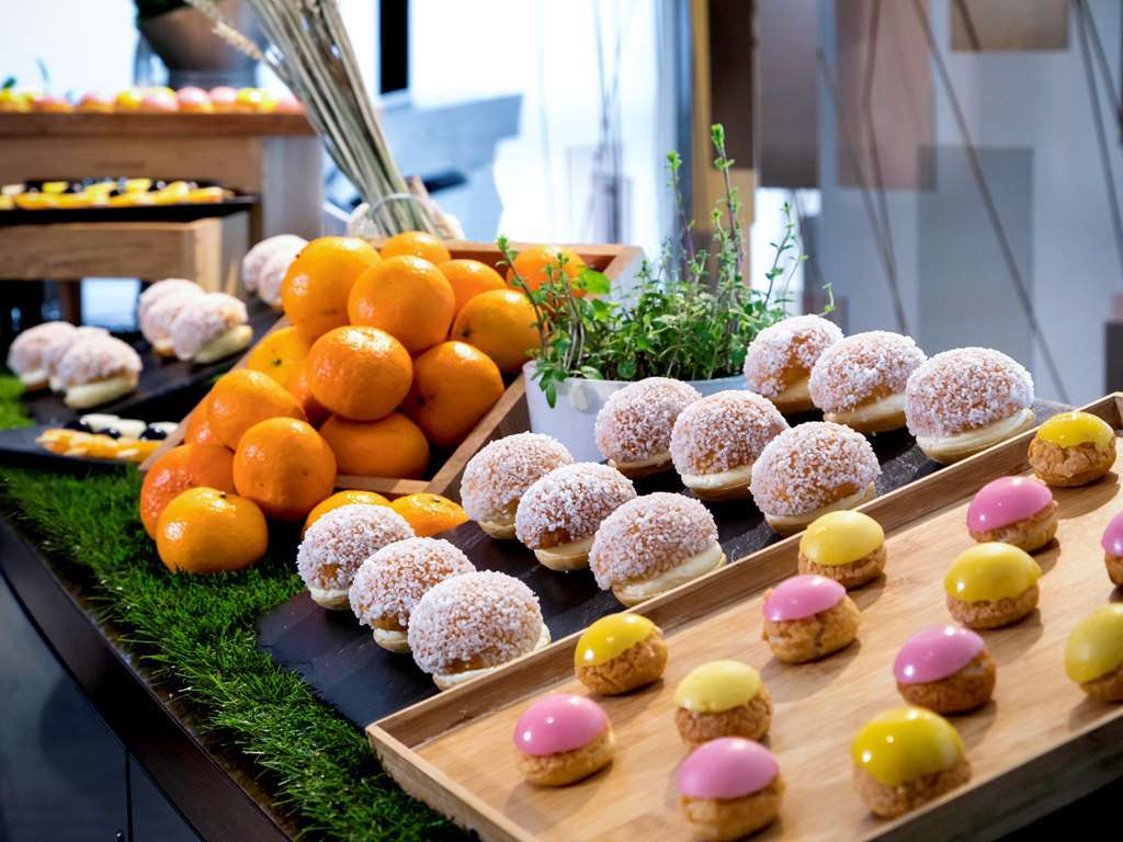 גנדהינאגר Grand Mercure Ahmedabad Gift City - An Accor Hotels Brand מראה חיצוני תמונה